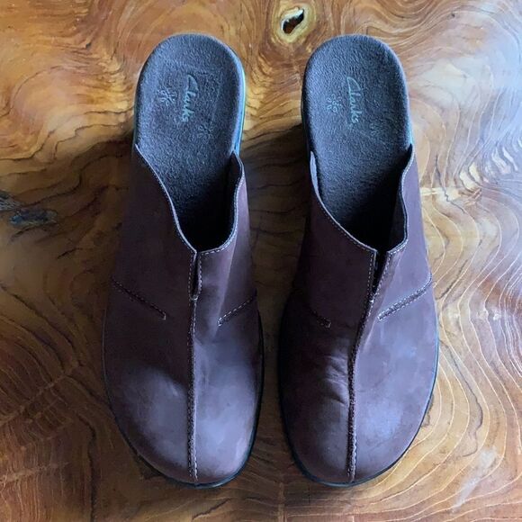 Clarks Brown Nubuck Suede Leather Clogs Mules - Picture 4 of 7
